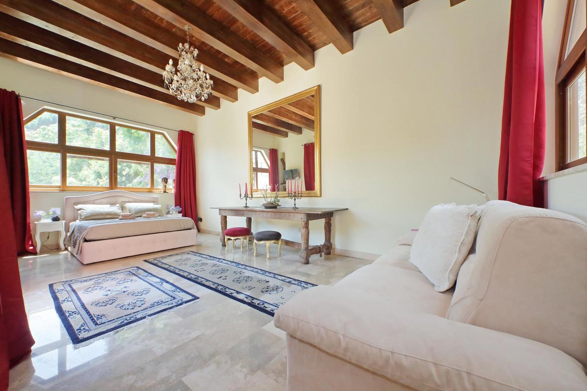 Luxury Trastevere Terrace Apartment Rom