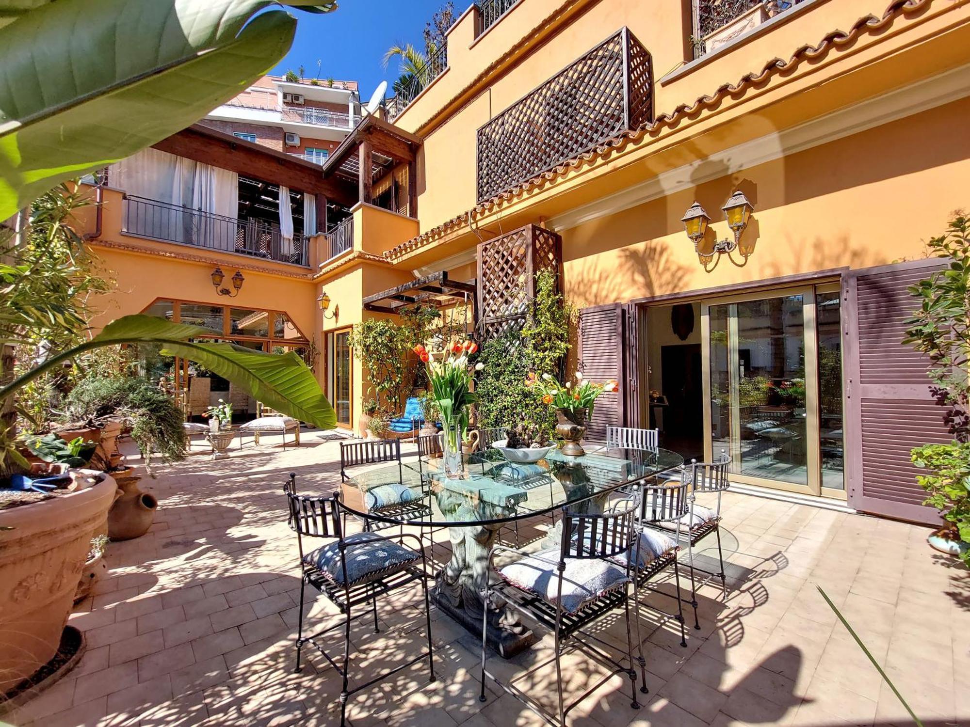 Luxury Trastevere Terrace Rom